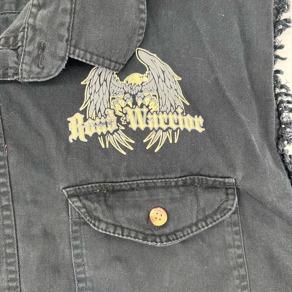 Coast Biker Style Road Warrior Sleeveless Distressed Button Down Black S… - Picture 3 of 6